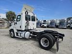 Used 2018 Freightliner Cascadia Cummins X15 Semi Truck for sale #785935 - photo 2