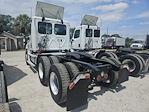 Used 2019 Freightliner Cascadia Cummins X15 Semi Truck for sale #795030 - photo 2