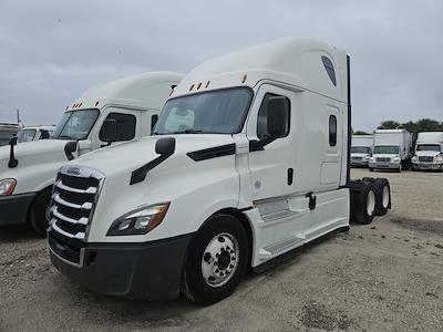 Used 2019 Freightliner Cascadia Detroit Diesel DD15 Semi Truck with Sleeper Cab for sale #813162 - photo 1