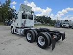Used 2019 Freightliner Cascadia Cummins X15 Semi Truck for sale #864274 - photo 2