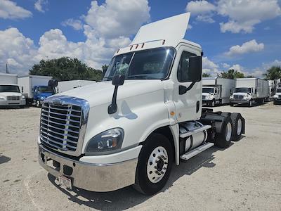 Used 2019 Freightliner Cascadia Cummins X15 Semi Truck for sale #864276 - photo 1