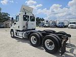 Used 2019 Freightliner Cascadia Cummins X15 Semi Truck for sale #864276 - photo 2