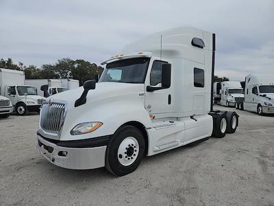 Used 2019 International LT - photo 1