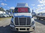Used 2020 Freightliner Cascadia Detroit DD13 Semi Truck for sale #874226 - photo 3