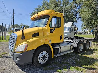 Used 2019 Freightliner Cascadia Detroit DD13 Semi Truck for sale #874570 - photo 1