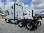 Used 2020 Freightliner Cascadia Detroit Diesel DD15 Semi Truck with Sleeper Cab for sale #878771 - photo 2