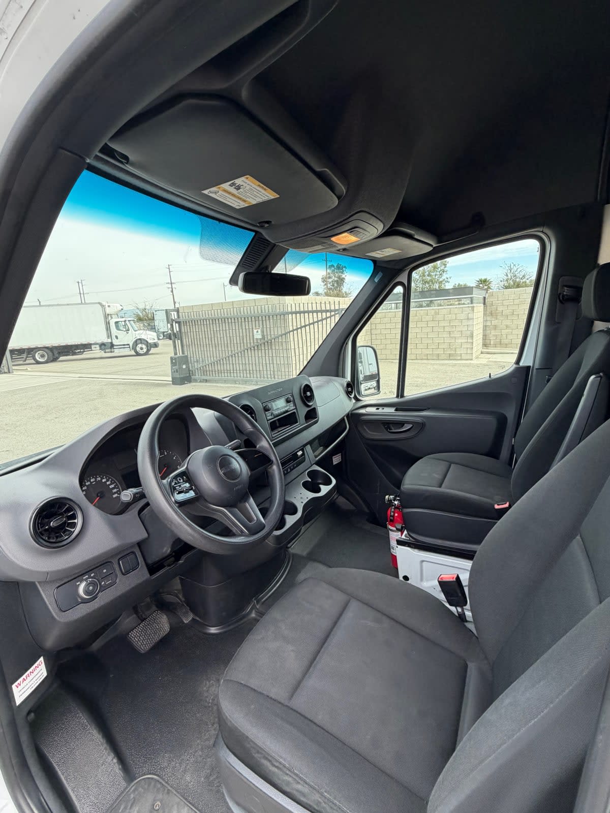 Used 2019 Freightliner Sprinter 2500 - photo 10