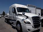 Used 2020 Freightliner Cascadia Sleeper Cab Flatbed Truck for sale #293135 - photo 4