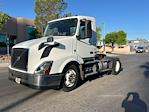 Used 2016 Volvo VNL Volvo D13 Semi Truck for sale #387709 - photo 4