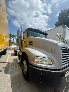 Used 2018 Mack CXU613 Semi Truck for sale #677412 - photo 1