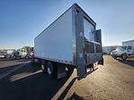 Used 2018 Freightliner Cascadia Day Cab Box Truck for sale #752466 - photo 2