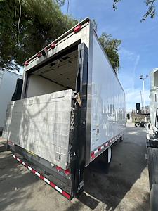 Used 2018 Isuzu NRR - photo 1