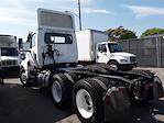 Used 2018 International LT International A26 Semi Truck for sale #800412 - photo 2