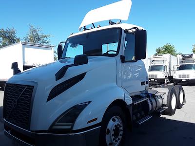 Used 2019 Volvo VNL Cummins ISX 15L Semi Truck for sale #837732 - photo 1
