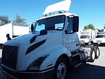 Used 2019 Volvo VNL Cummins ISX 15L Semi Truck for sale #837732 - photo 1