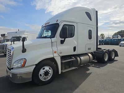 Used 2019 Freightliner Cascadia Cummins X15 Semi Truck with Sleeper Cab for sale #877884 - photo 1