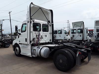 Used 2020 Freightliner Cascadia Detroit DD13 Semi Truck for sale #270289 - photo 2