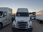 Used 2021 Freightliner Cascadia Cummins X15 Semi Truck with Sleeper Cab for sale #299516 - photo 3