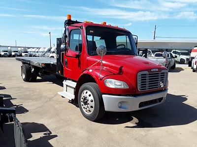 Used 2018 Freightliner M2 106 Conventional Cab Flatbed Truck for sale #681594 - photo 1