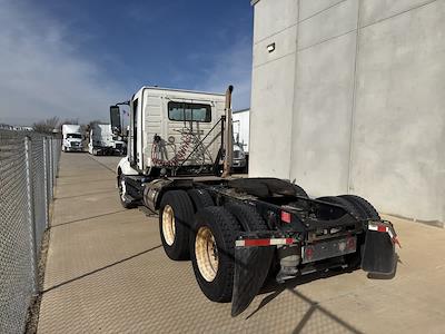 Used 2019 Volvo VNL Volvo D13 Semi Truck for sale #749864 - photo 2