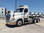 Used 2018 Freightliner Cascadia Detroit DD13 Semi Truck for sale #785157 - photo 1