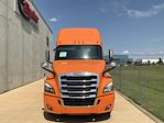 Used 2019 Freightliner Cascadia Detroit Diesel DD15 Semi Truck with Sleeper Cab for sale #805996 - photo 2