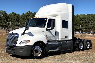 Used 2022 International LT International A26 Semi Truck for sale #501967 - photo 2