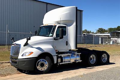 Used 2020 International LT Cummins X15, Signature Semi Truck for sale #503129 - photo 2
