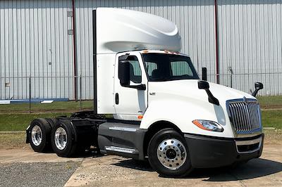 Used 2021 International LT International A26 Semi Truck for sale #503423 - photo 1