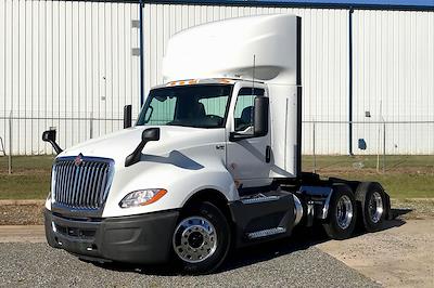 Used 2021 International LT Cummins X15, Signature Semi Truck for sale #503432 - photo 2