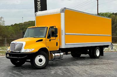 Used 2019 International DuraStar 4300 4x2 Box Truck for sale #491291 - photo 2
