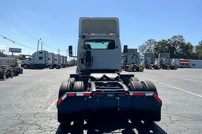 Used 2019 International LT International A26 Semi Truck for sale #503492 - photo 2