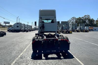 Used 2019 International LT International A26 Semi Truck for sale #503516 - photo 2