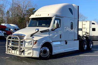 Used 2022 Freightliner Cascadia Detroit Diesel DD15 Semi Truck with Sleeper Cab for sale #505307 - photo 2