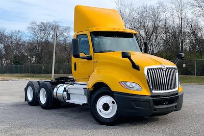 Used 2019 International LT International A26 Semi Truck for sale #504063 - photo 1
