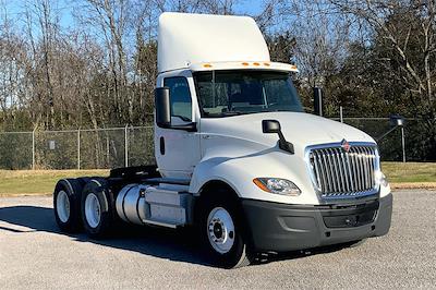 Used 2019 International LT International A26 Semi Truck for sale #504468 - photo 1