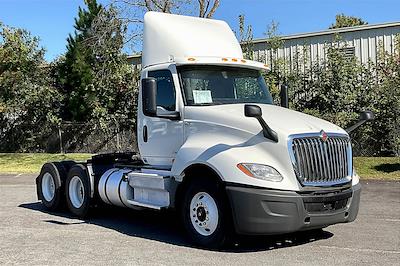 Used 2019 International LT International A26 Semi Truck for sale #503971 - photo 1