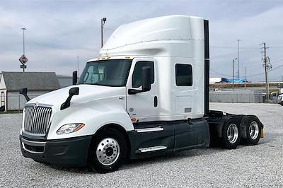Used 2022 International LT International A26 Semi Truck for sale #501780 - photo 2