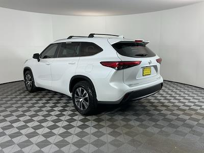 2023 Toyota Highlander AWD SUV for sale #I7742B - photo 2