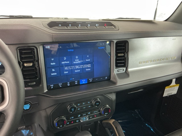 New 2025 Ford Bronco - photo 22