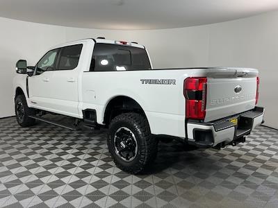 New 2026 Ford F-350 Lariat Crew Cab 4WD SRW Pickup for sale #I9104 - photo 2