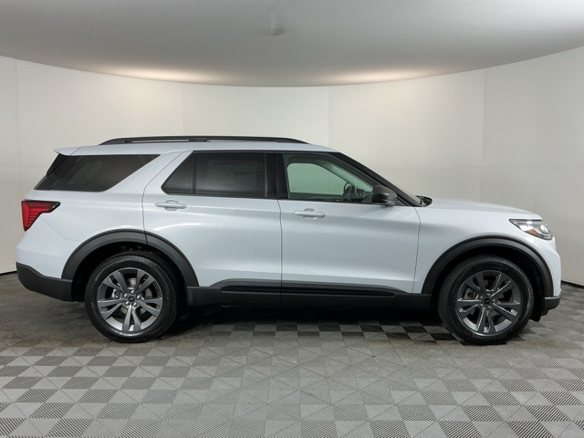 New 2026 Ford Explorer - photo 5