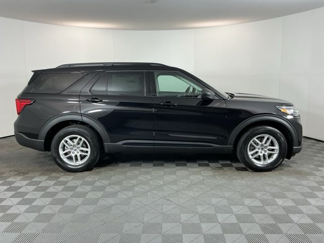 New 2026 Ford Explorer - photo 2