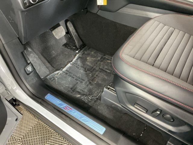 New 2026 Ford Explorer - photo 19