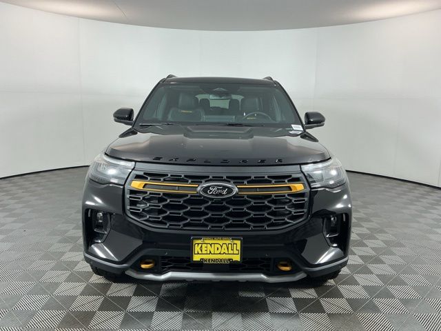 Used 2026 Ford Explorer - photo 2