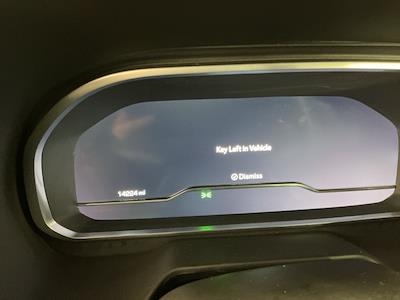 Used 2023 GMC Yukon XL - photo 1