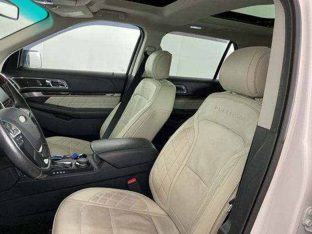 Used 2016 Ford Explorer - photo 18
