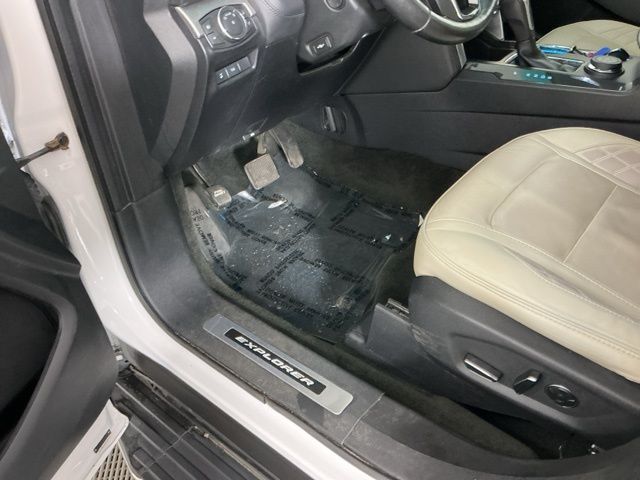 Used 2016 Ford Explorer - photo 19