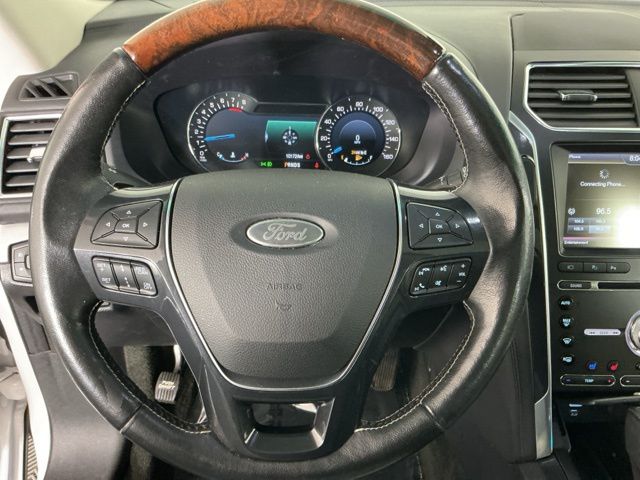 Used 2016 Ford Explorer - photo 20