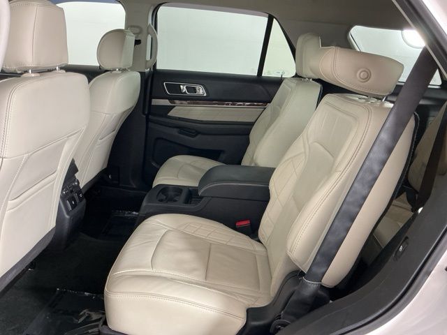 Used 2016 Ford Explorer - photo 32